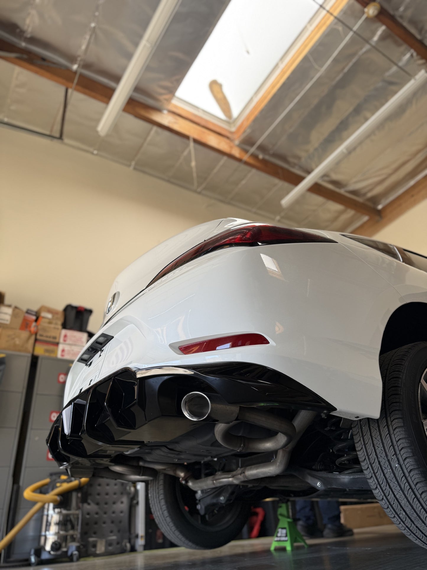 2023-2025 5th Gen DE4 Acura Integra Gloss Black Rear Diffuser(replacment) with Clear 3rd Brake LIGHT