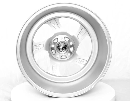 MT15 - Silver w/Machined Face - 18x9.5 5x114.3 Offset +35
