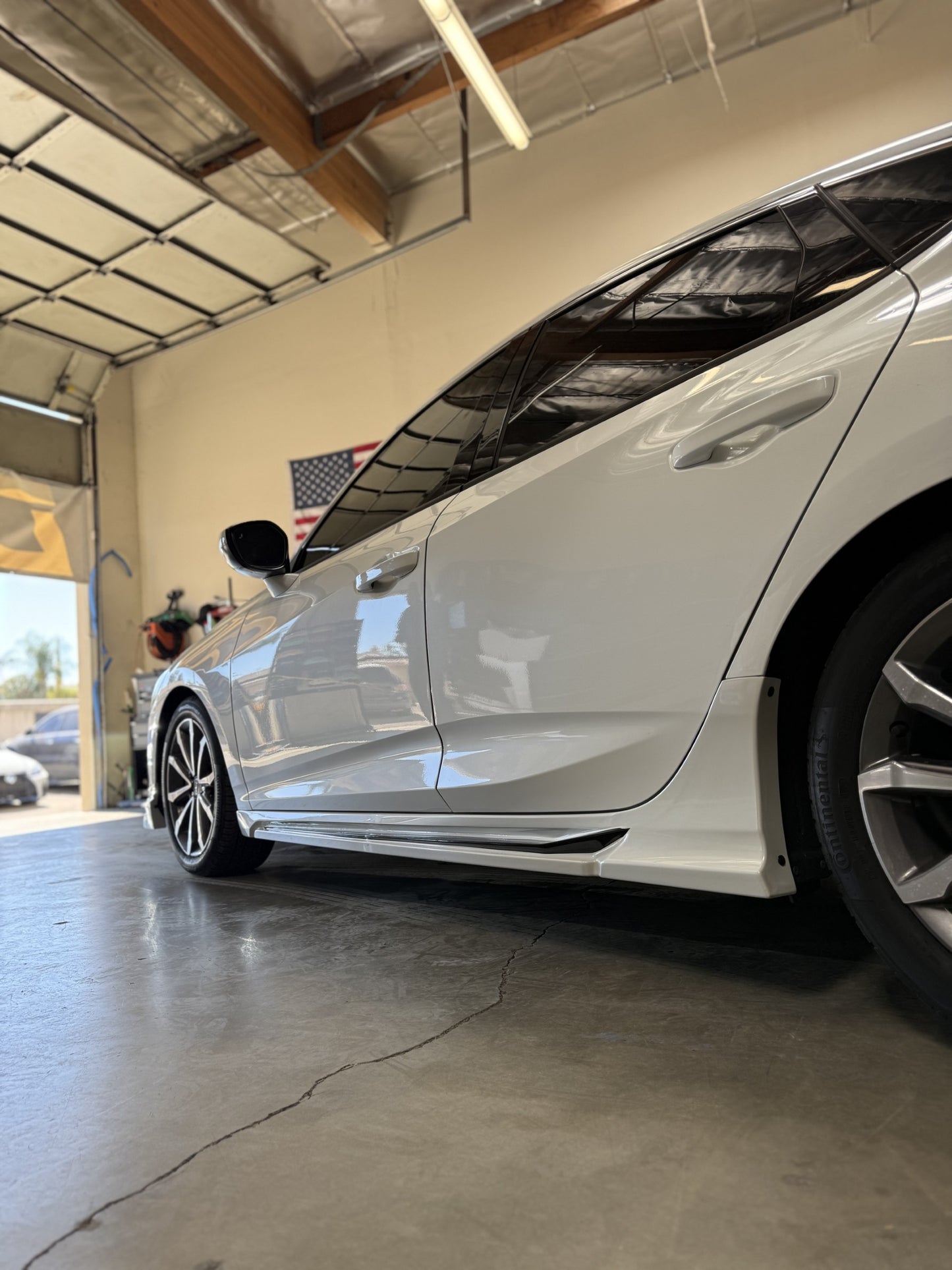 2023-2025 5th Gen DE4 Acura Integra Paint Matched Side Skirts Extenstion