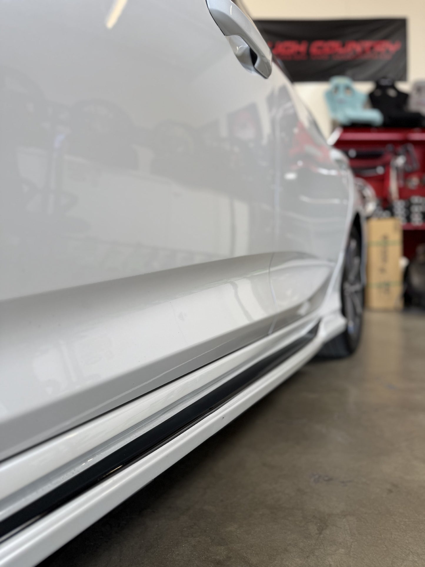 2023-2025 5th Gen DE4 Acura Integra Paint Matched Side Skirts Extenstion