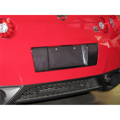 APR CARBON FIBER LICENSE PLATE BACKING: NISSAN GTR 12-16