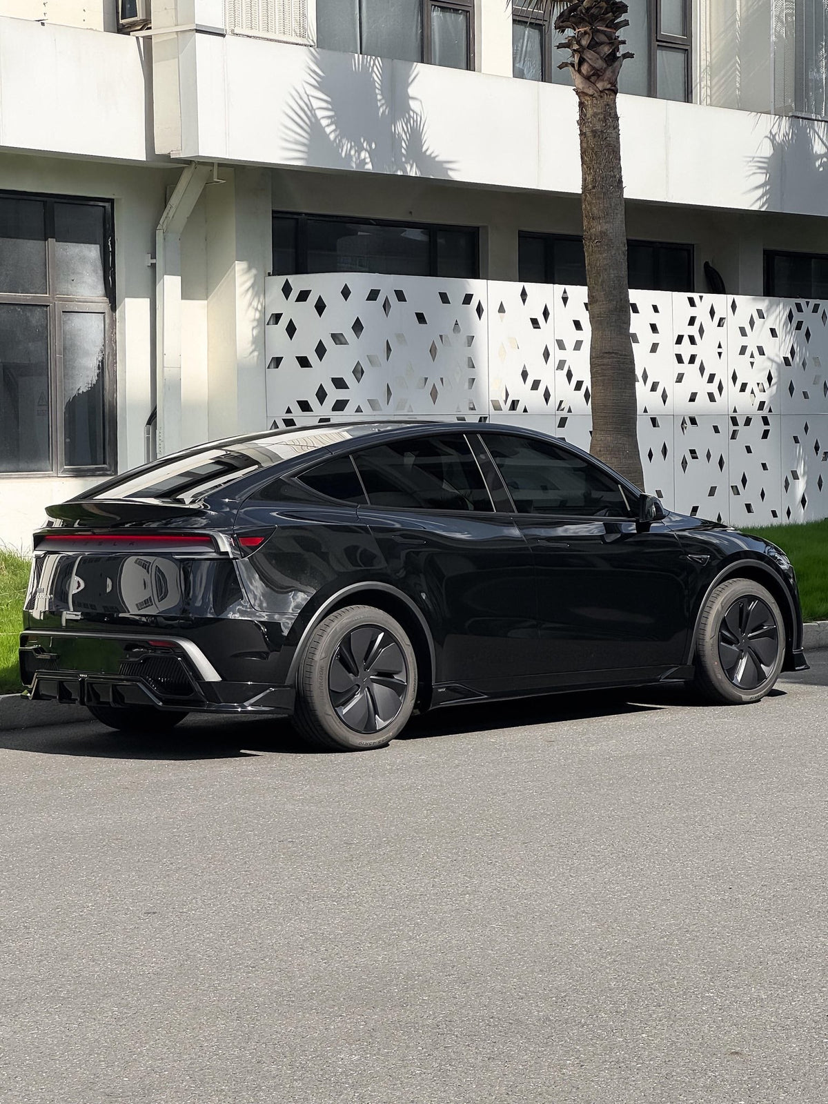 Yofer Pro Package Body Kit for Tesla Model Y Juniper 2026+ | Premium PP Polypropylene Aero Upgrade Exterior Kit