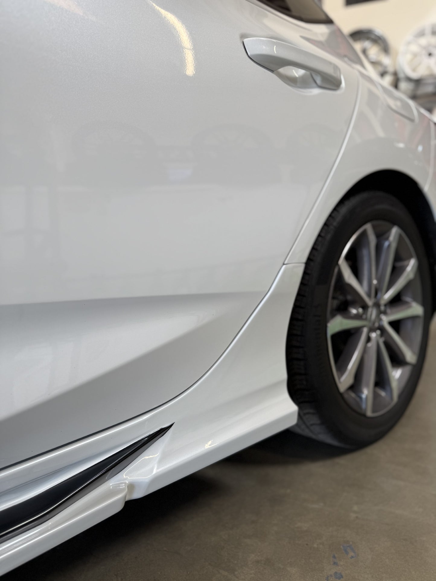 2023-2025 5th Gen DE4 Acura Integra Paint Matched Side Skirts Extenstion