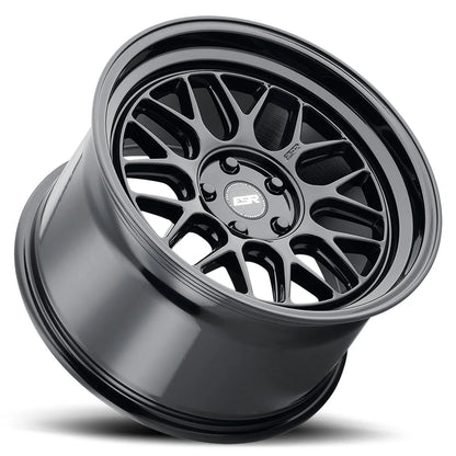 CR1 Gloss Black -  18X9.5 + 22 5X114.3